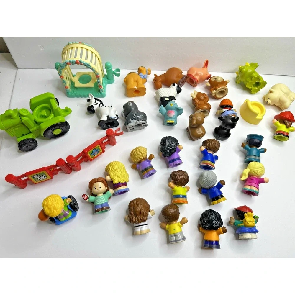 Fisher Price Little People Lot Tractor Animals Kids Adults 32 pcs